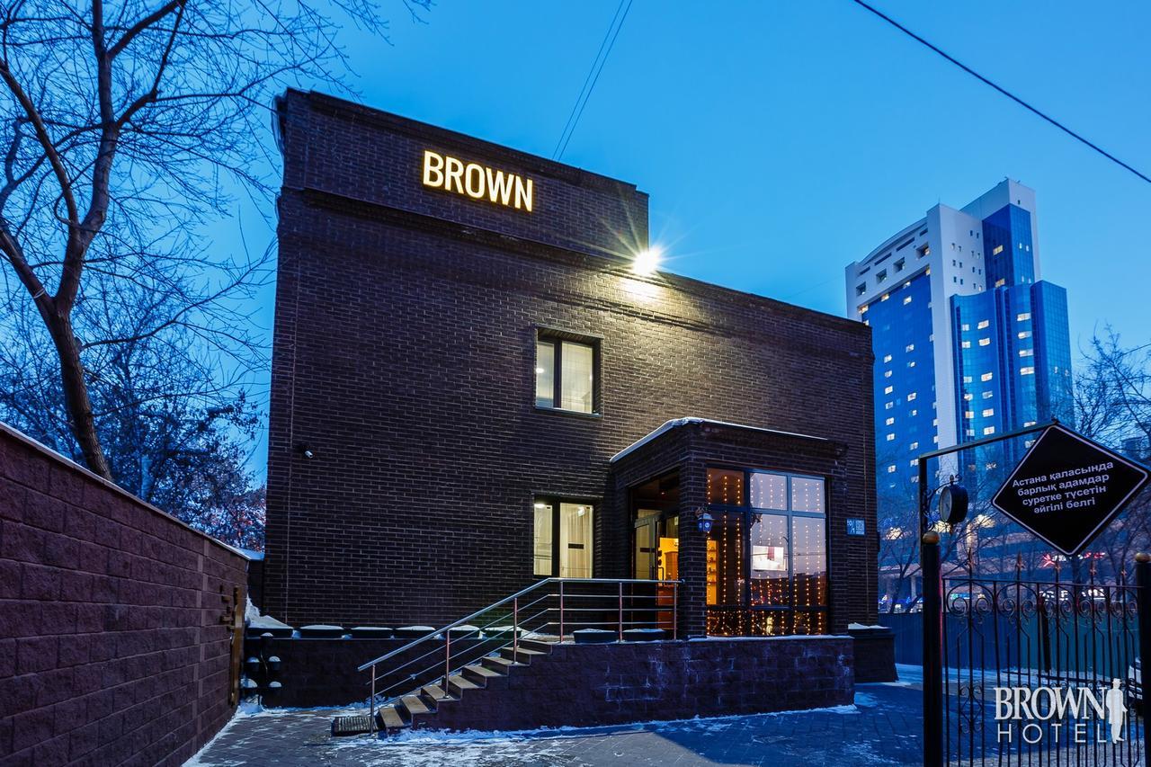 Brown Hotel Astana Buitenkant foto