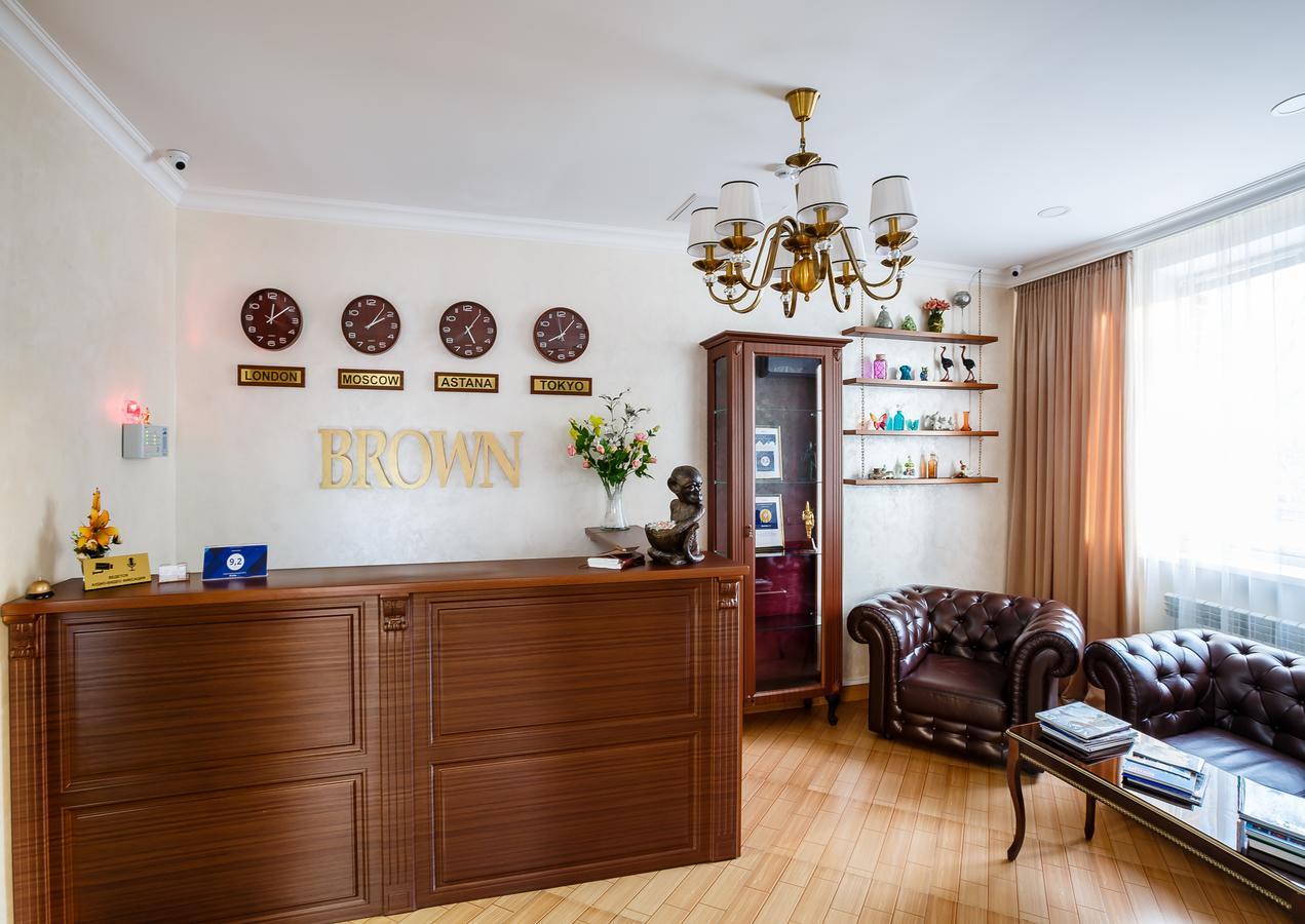 Brown Hotel Astana Buitenkant foto